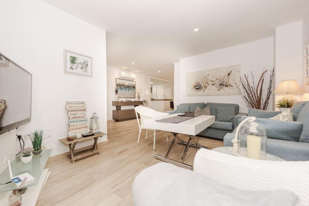 Modern First Line Apartment Almunecar Ngoại thất bức ảnh