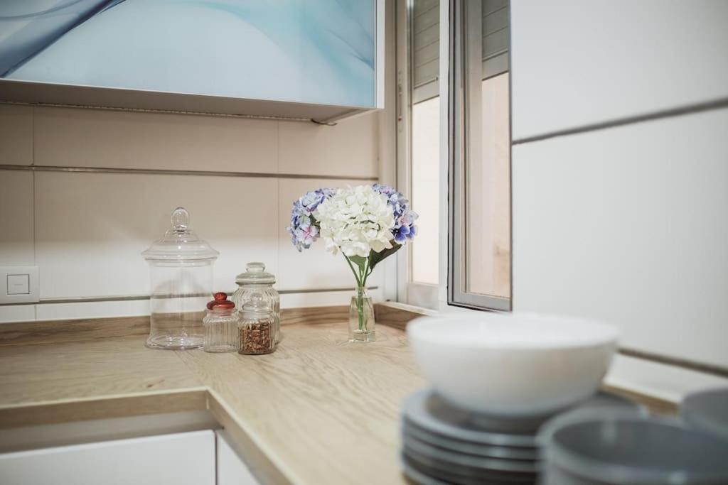 Modern First Line Apartment Almunecar Ngoại thất bức ảnh